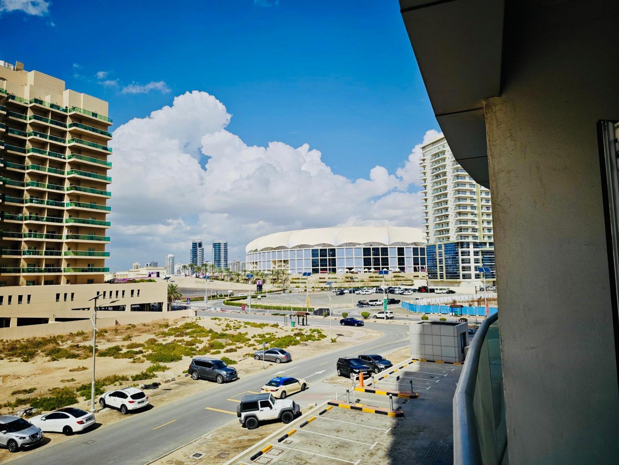 369 Stays- 1 Bedroom Apartment In Sports City Dubai Exterior photo